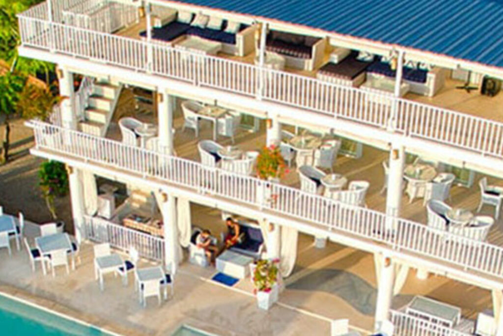 Absolute Beachfront in Gili Meno