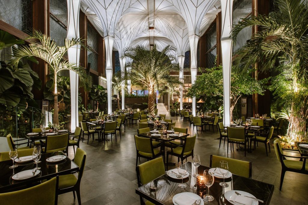 seminyak restaurant, bali restaurant