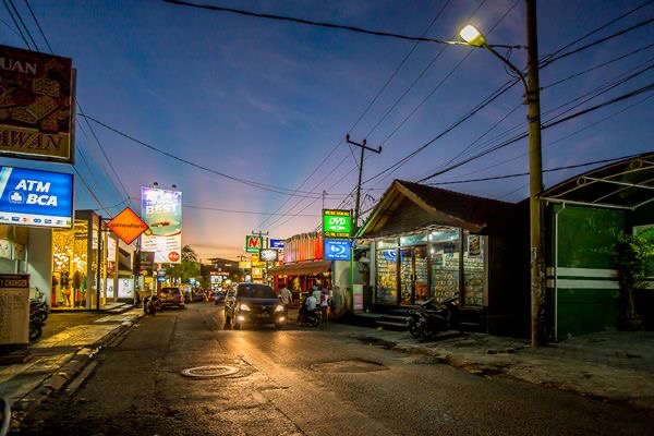 seminyak street