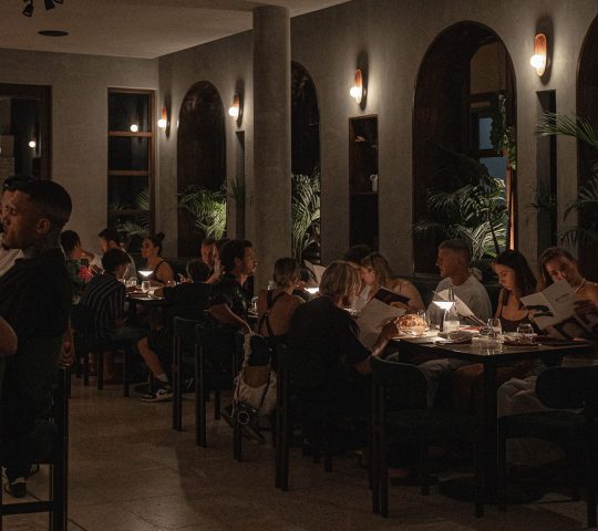 Riviera Trattoria, Pererenan