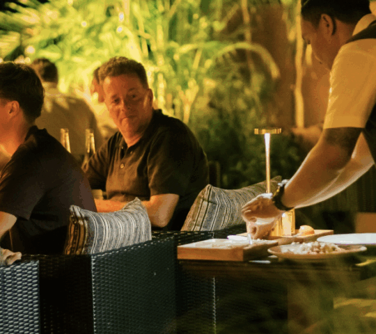 The 10th Table Lovina The 10th Table Lovina