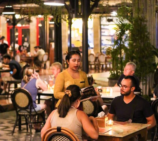 Made’s Warung, Kuta and Seminyak